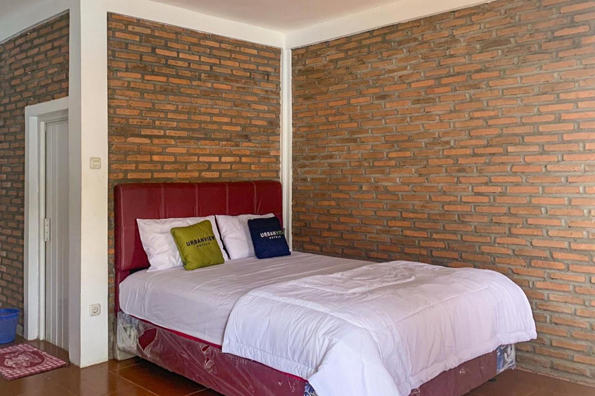 Urbanview Hotel Villa Q Gisting Bandjarnegeri Bagian luar foto